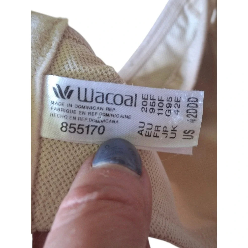 Wacoal Basic Beauty Full Figure Underwire‎ Bra 855170 Nude Tan 42DDD US